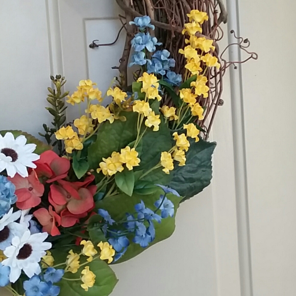 Summer Hydrangea Wreath by Wreathy Wonders - Picture 5 of 5